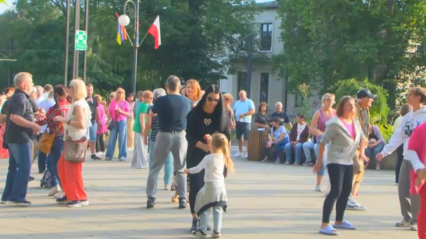 Roztańczony plac Teatralny