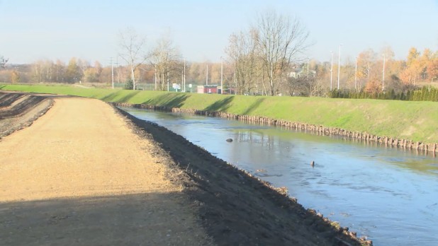 Nowe zabezpieczenia przeciwpowodziowe w Maciejowie